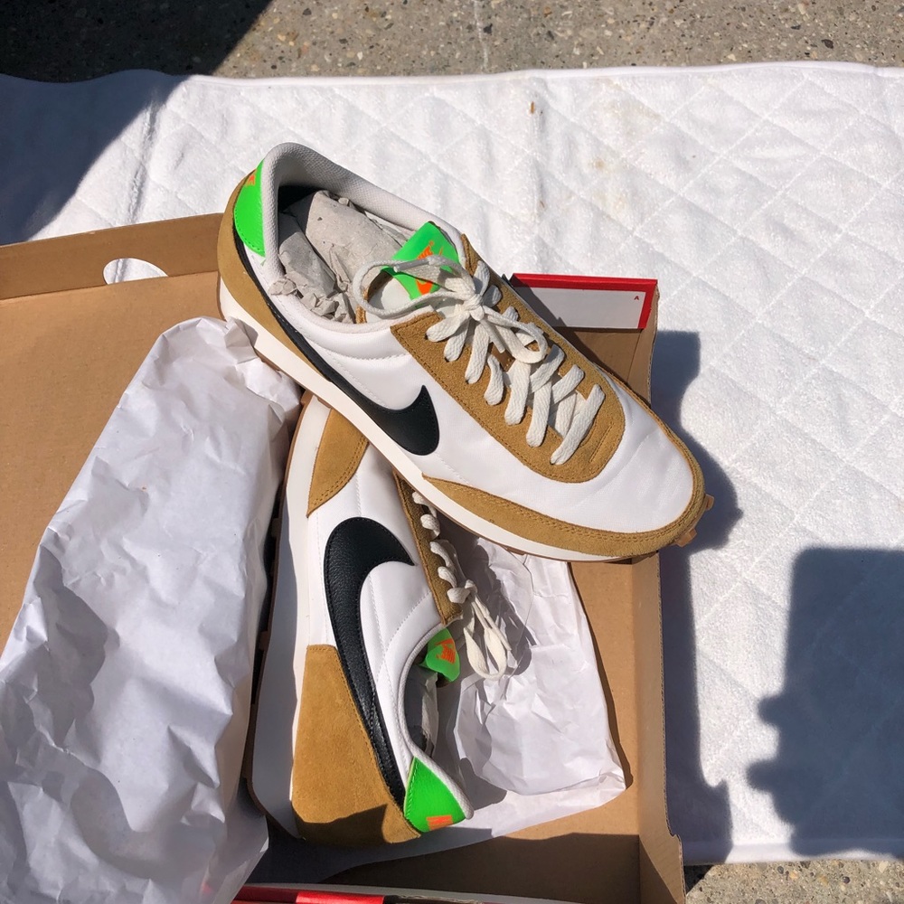 Women Nike DBreak